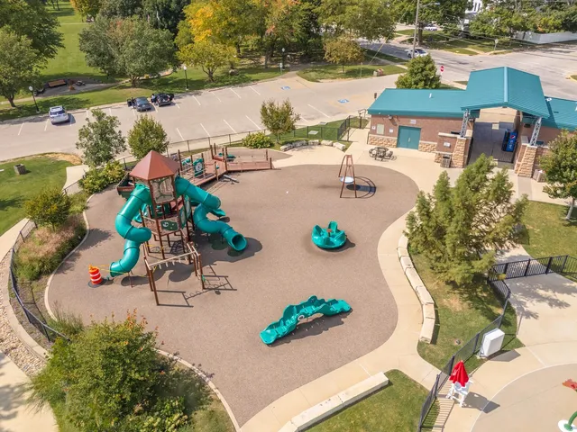 $197,500 | 409 West Water Street, Pontiac, IL 61764