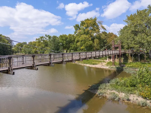 $197,500 | 409 West Water Street, Pontiac, IL 61764