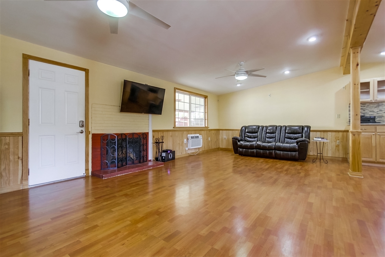 13412 Powers Road Poway, CA 92064 - Photo 11 of 25