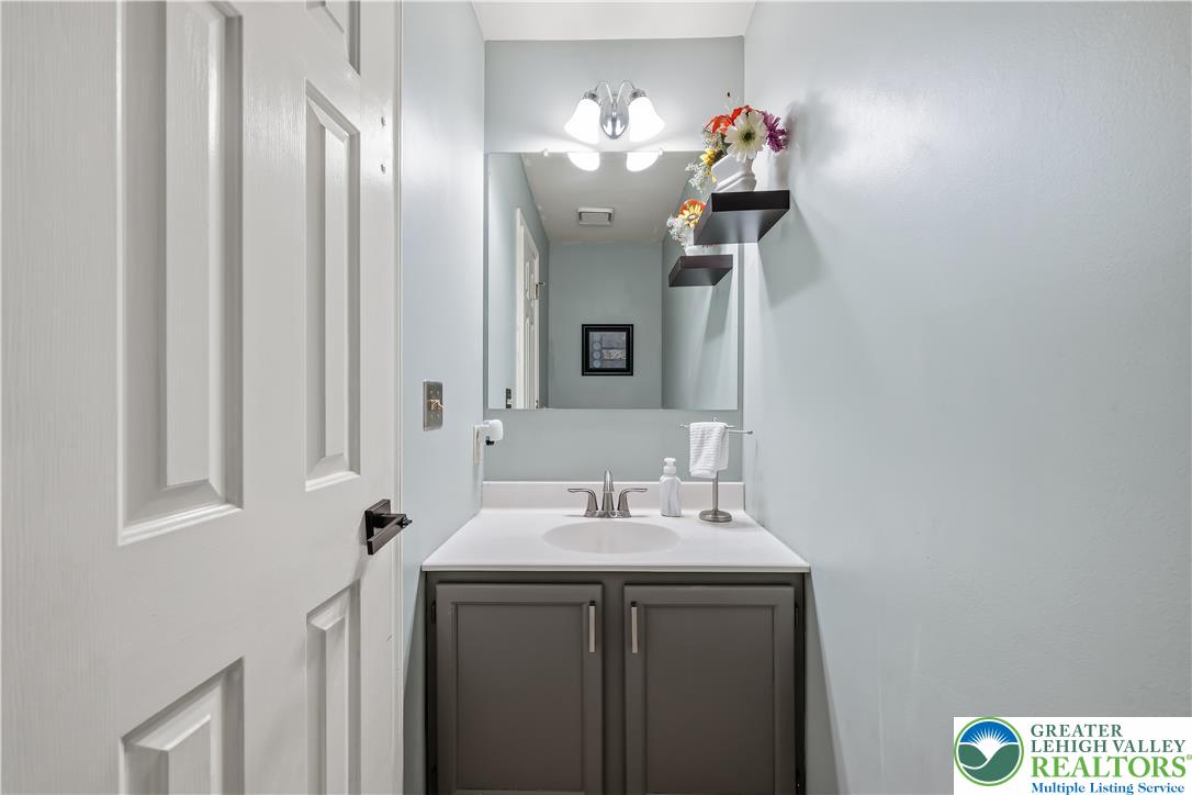 309 Hill Road Whitehall, PA 18052 - Photo 20 of 31
