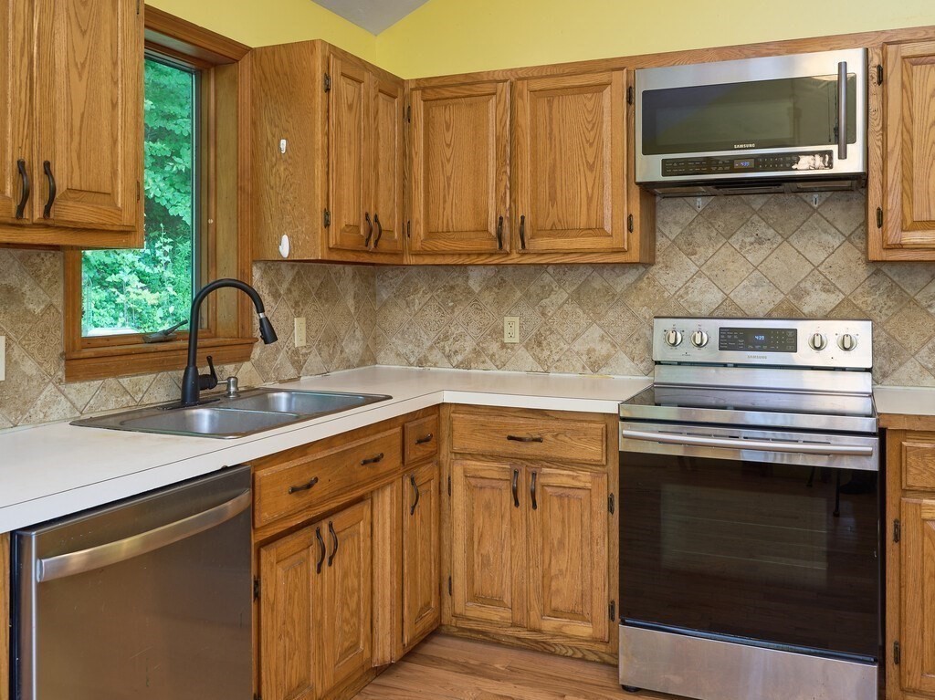116 Wales Road Brimfield, MA 01010 - Photo 4 of 37 Gallery Image 4