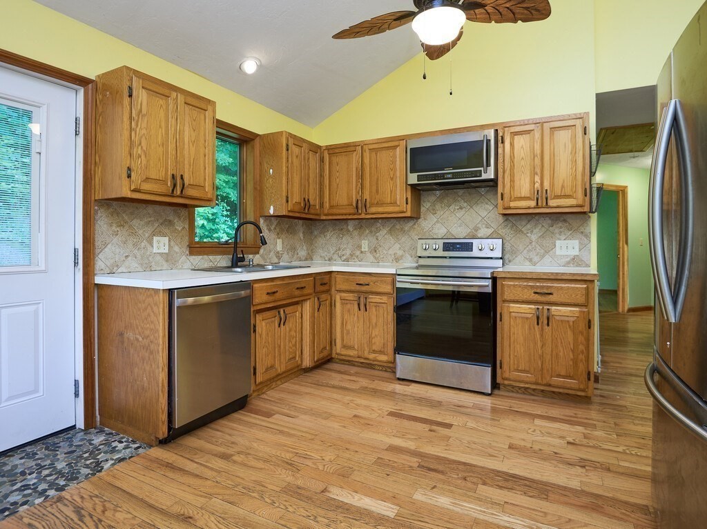 116 Wales Road Brimfield, MA 01010 - Photo 5 of 37 Gallery Image 5