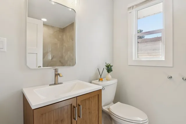 $284,000 | 11518 South Aberdeen Street, Chicago, IL 60643