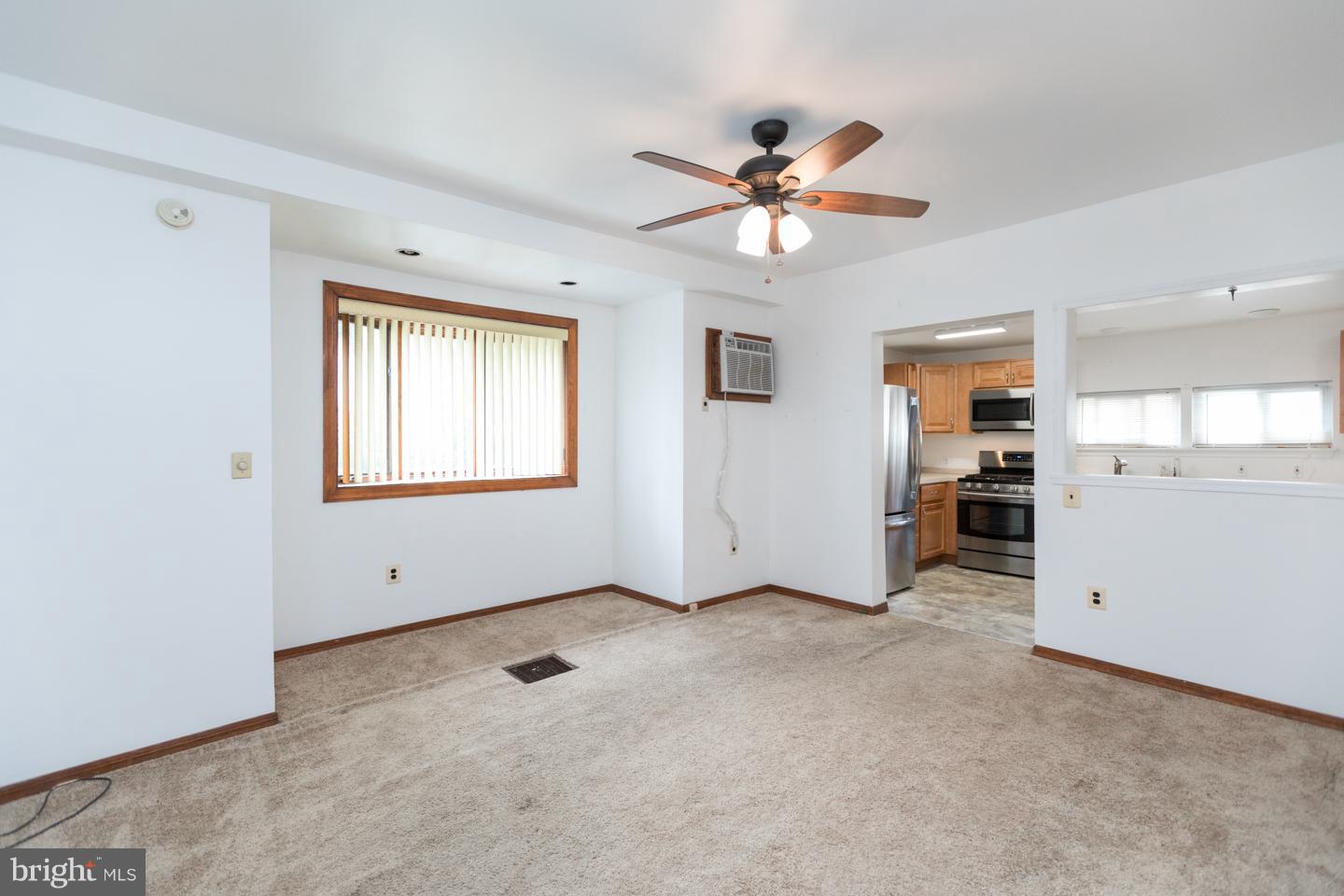 4320 Rhawn Street Philadelphia, PA 19136 - Photo 5 of 25