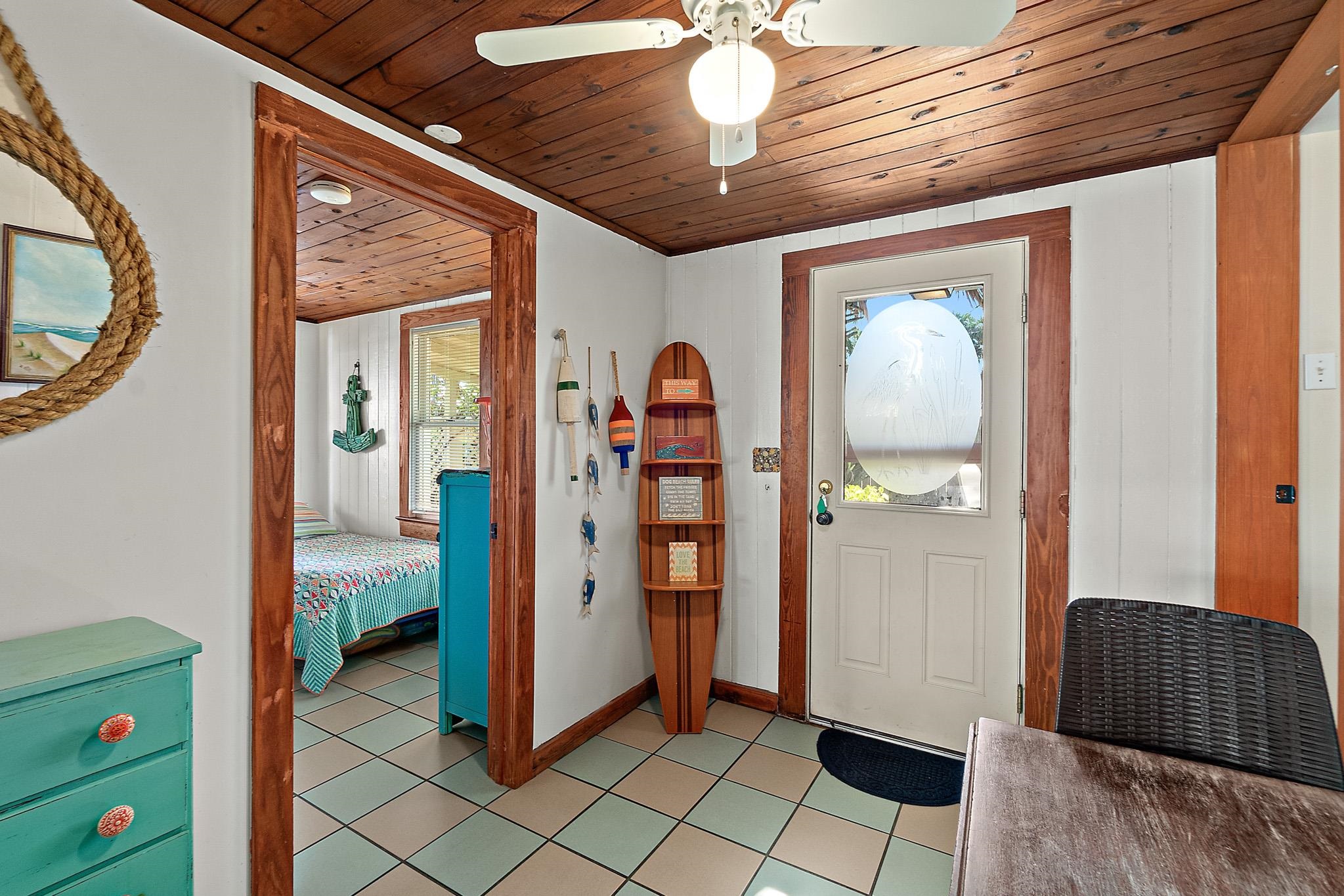 51 Beachcomber Way St. Augustine, FL 32084 - Photo 25 of 46 a view of a livingroom with wooden floor and furniture
