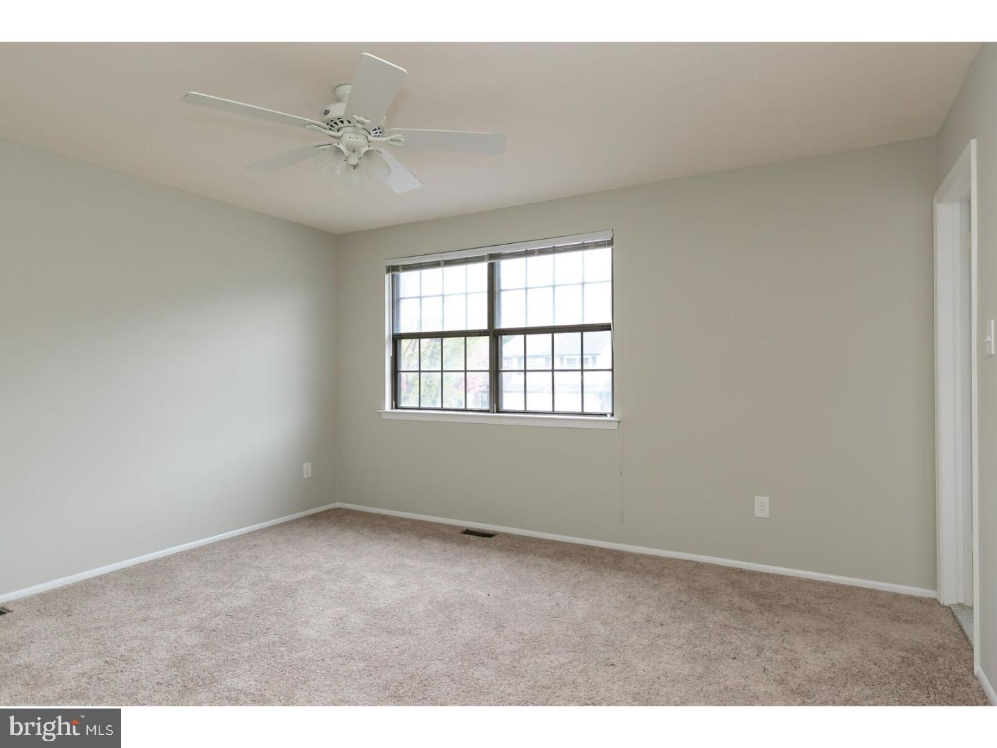 85 Farnwood Road Mount Laurel, NJ 08054 - Photo 12 of 25