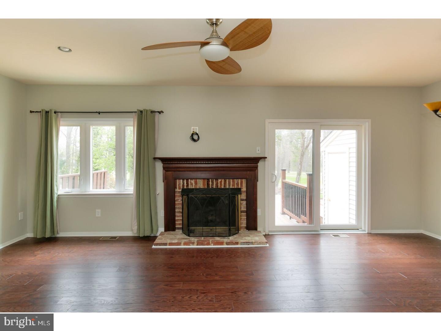 85 Farnwood Road Mount Laurel, NJ 08054 - Photo 6 of 25