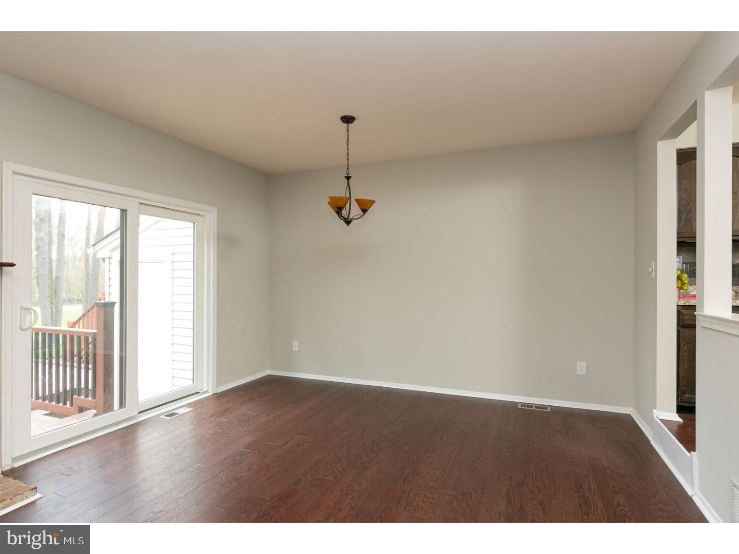 85 Farnwood Road Mount Laurel, NJ 08054 - Photo 7 of 25