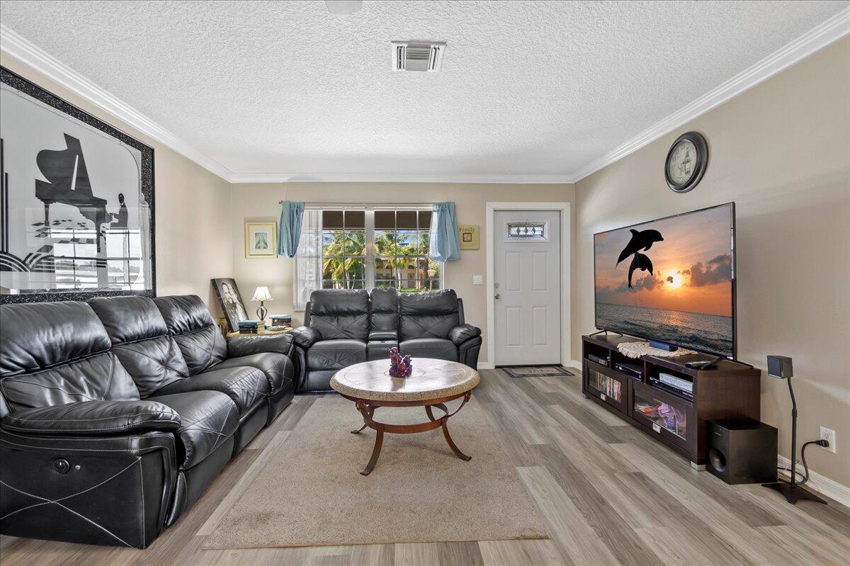 69 Springdale Road Lake Worth, FL 33467 - Photo 28 of 38 28-JLC2832.tif1