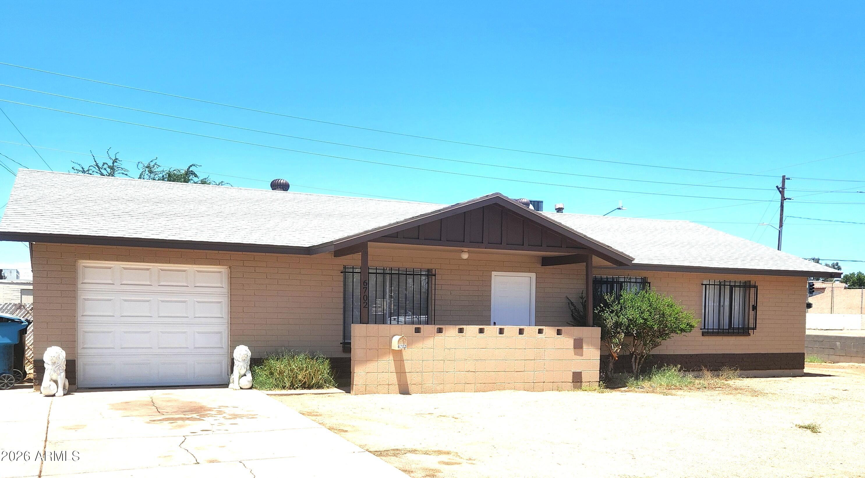6702 West Roma Avenue Phoenix, AZ 85033 - Photo 1 of 17