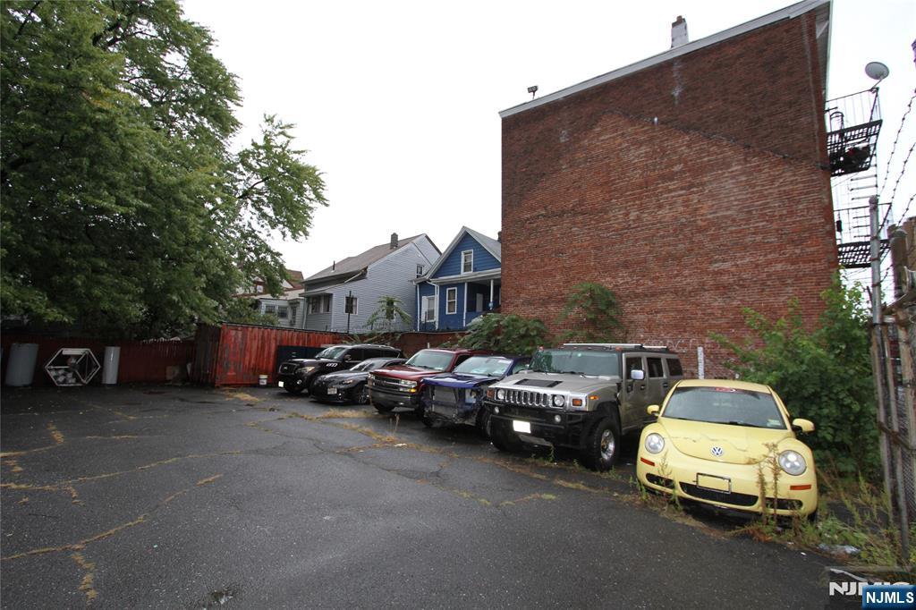 502 Summer Street Paterson, NJ 07501 - Photo 11 of 42