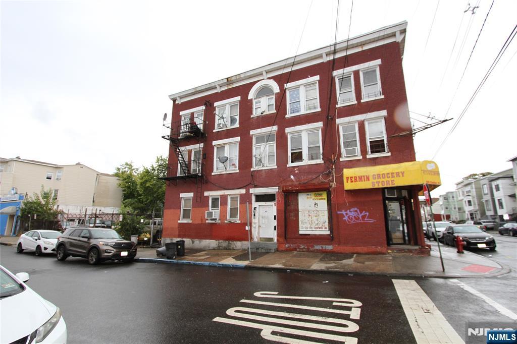 502 Summer Street Paterson, NJ 07501 - Photo 12 of 42