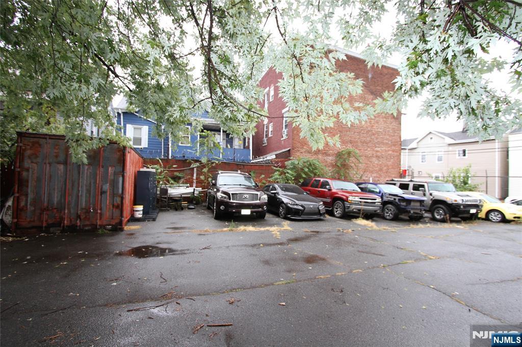 502 Summer Street Paterson, NJ 07501 - Photo 7 of 42