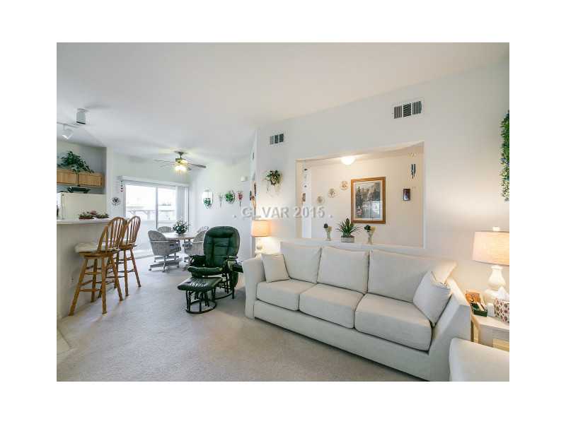 1881 West Alexander Road, Unit 1100 North Las Vegas, NV 89032 - Photo 6 of 23 Living Room.