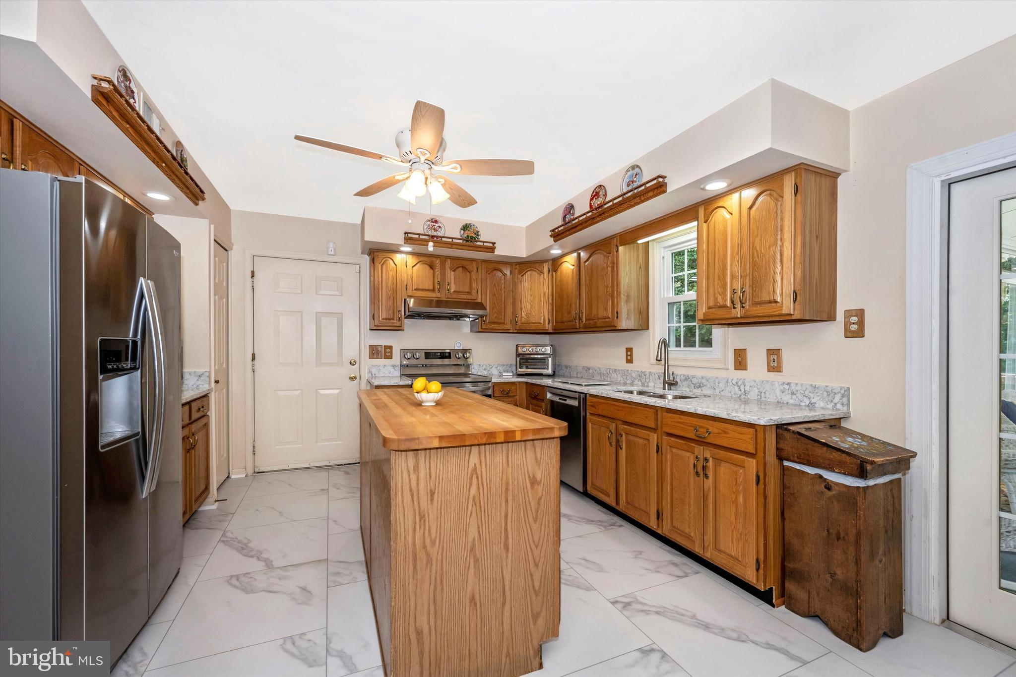 4127 Bartholows Road Mount Airy, MD 21771 - Photo 13 of 79 Gallery Image 13