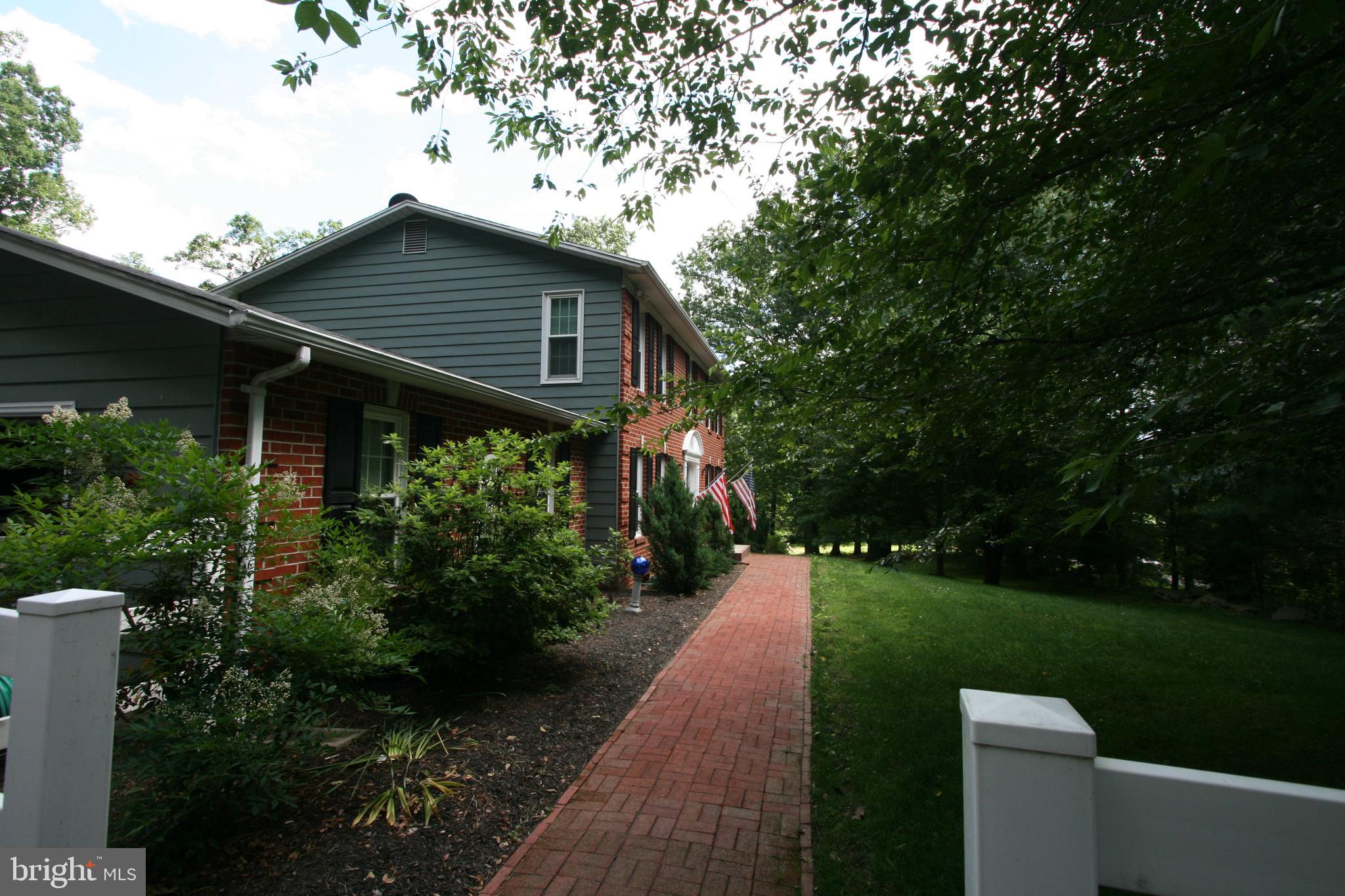 4127 Bartholows Road Mount Airy, MD 21771 - Photo 4 of 79 Gallery Image 4