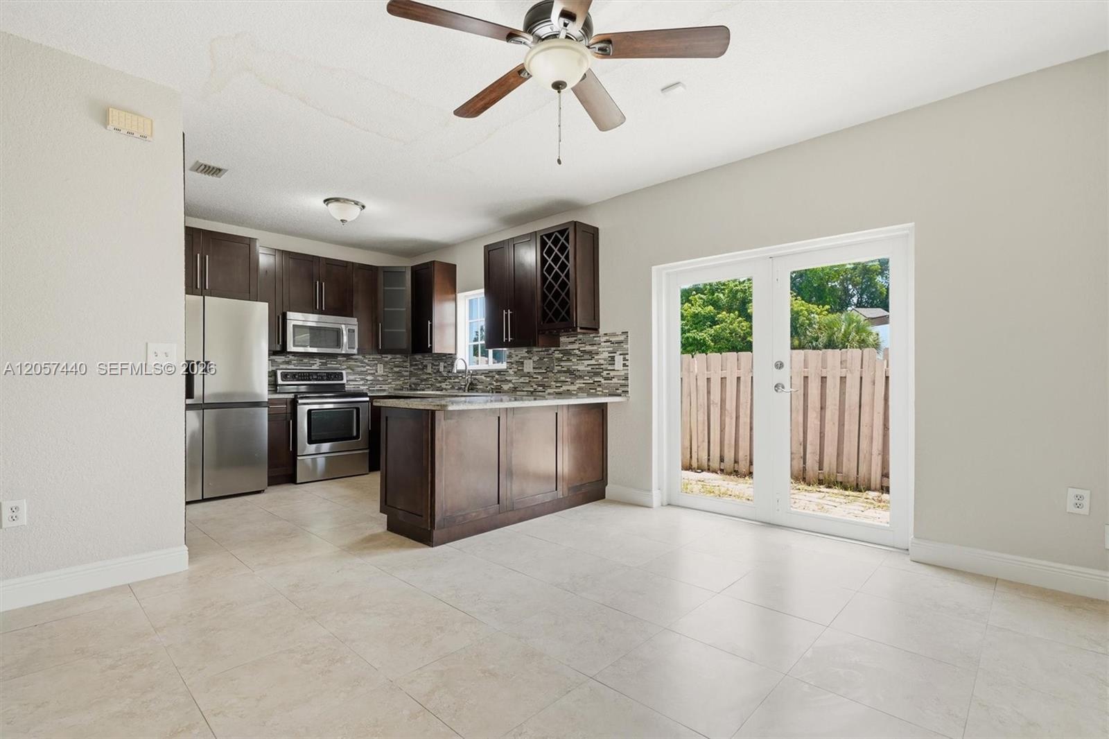12242 Southwest 148th Terrace Miami, FL 33186 - Photo 14 of 51 Gallery Image 14