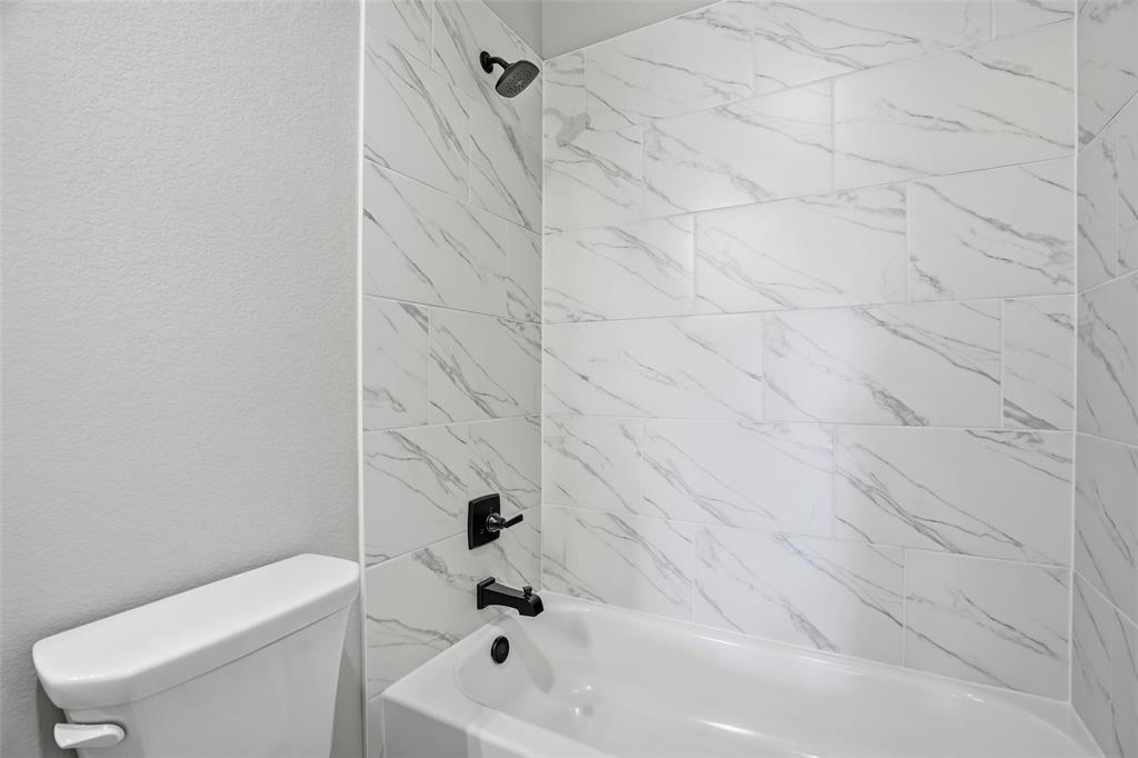 1102 Colt Road Springtown, TX 76082 - Photo 31 of 40