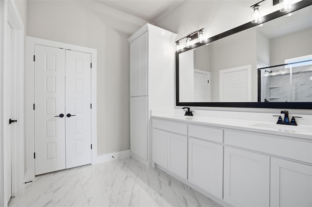 1102 Colt Road Springtown, TX 76082 - Photo 36 of 40