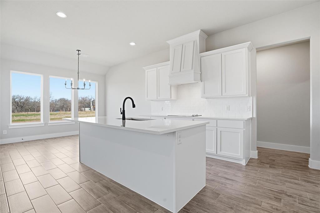 1102 Colt Road Springtown, TX 76082 - Photo 10 of 40