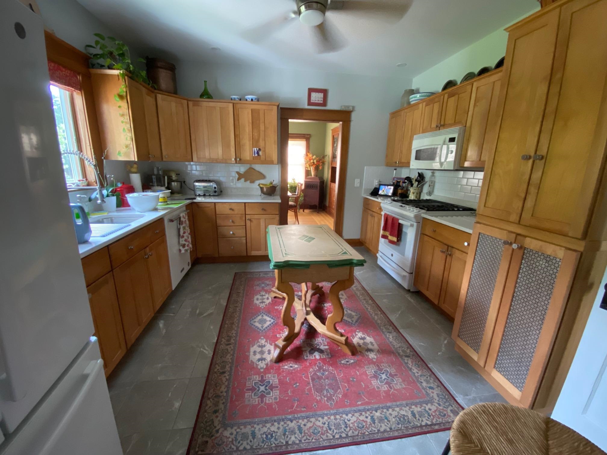 136 Lincoln Avenue Rutland, VT 05701 - Photo 17 of 37