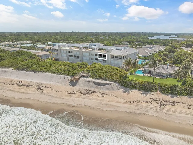$4,300,000 | 950 Surfsedge Way, Unit 302, Indian River Shores, FL 32963