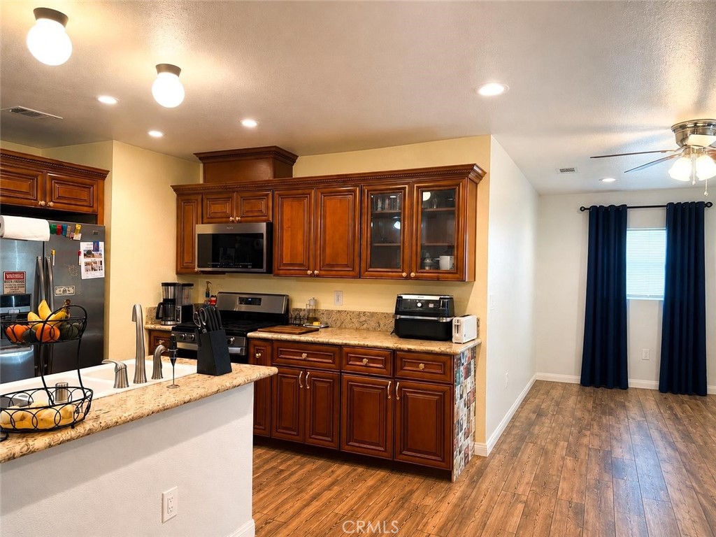 2972 Westchester Drive Riverside, CA 92503 - Photo 7 of 27