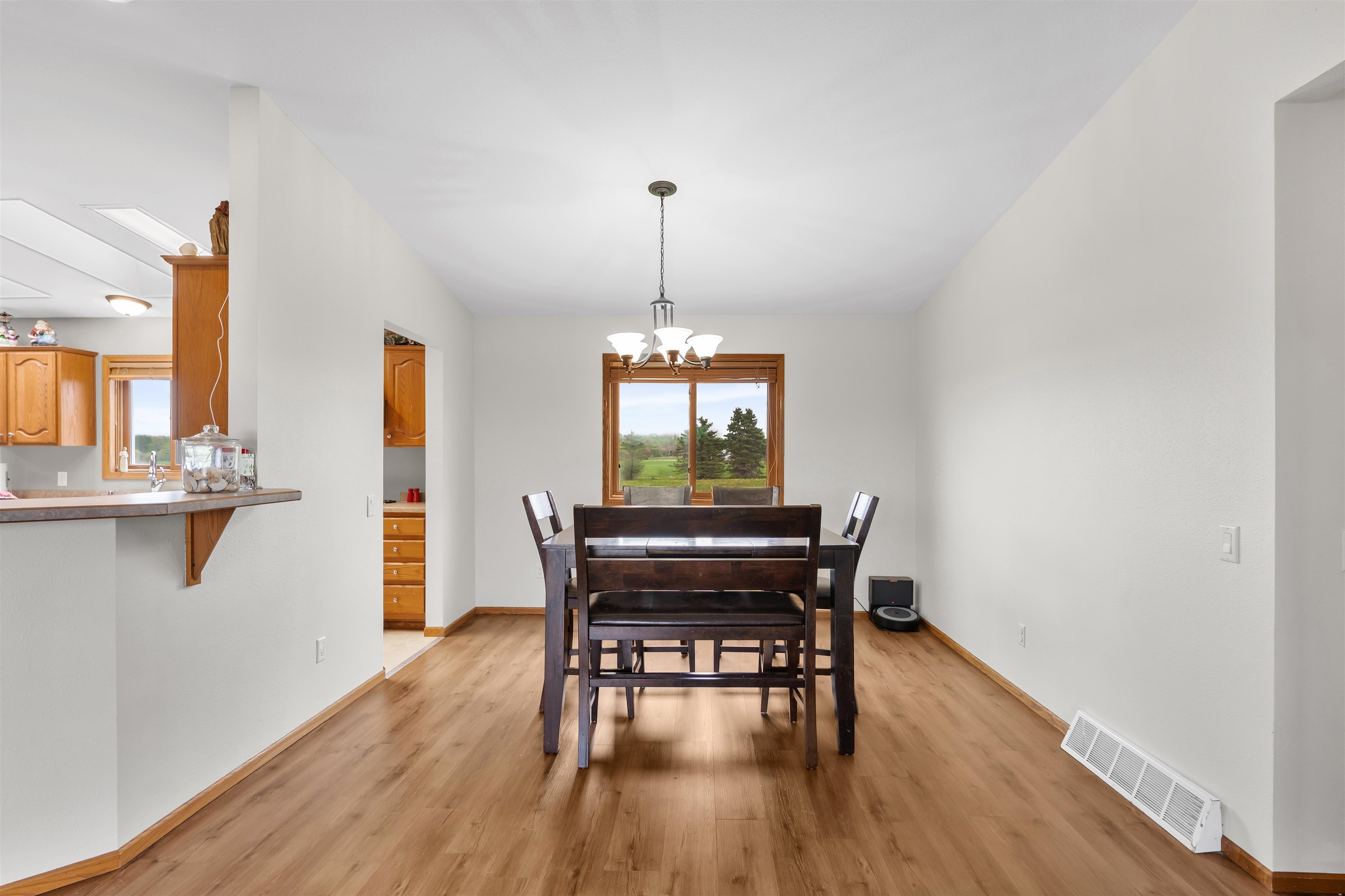 1254 South Overland Road De Pere, WI 54115 - Photo 13 of 57