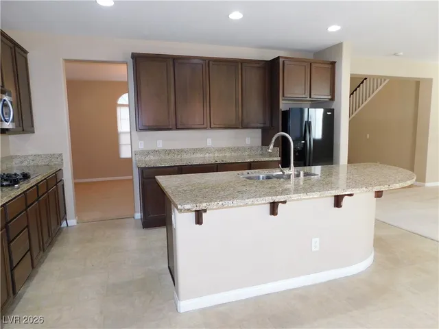$2,695 | 7229 Campolina Court, Las Vegas, NV 89113