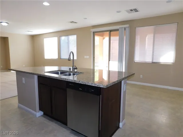 $2,695 | 7229 Campolina Court, Las Vegas, NV 89113