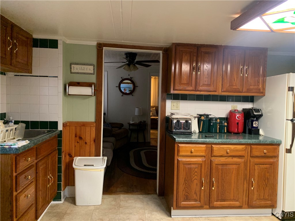 117 East Bloomfield Street Rome, NY 13440 - Photo 5 of 12