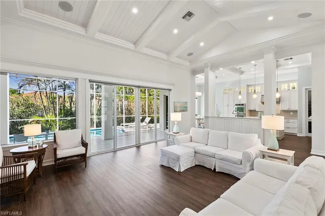 $3,995,000 | 3747 Fountainhead Lane, Naples, FL 34103