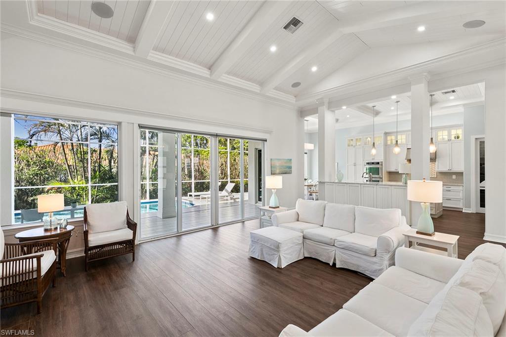 3747 Fountainhead Lane Naples, FL 34103 - Photo 3 of 36