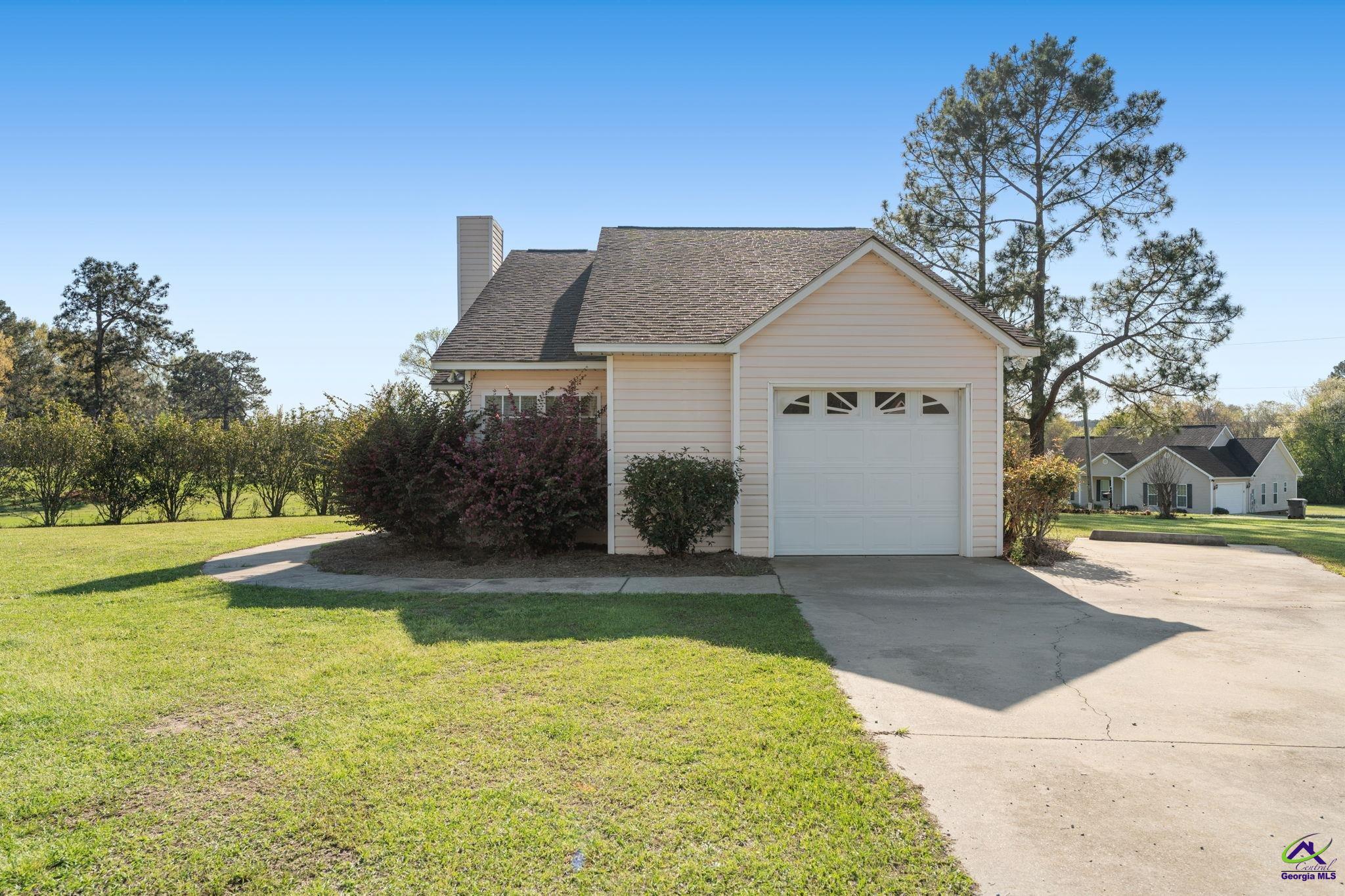 Mac Thompson Road Cochran, GA 31014 - Photo 2 of 40