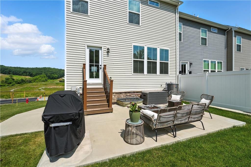 124 Rivulet Place Zelienople, PA 16063 - Photo 31 of 41 Awesome Outdoor Space!