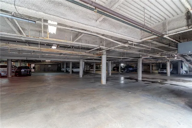 $359,000 | 7000 South La Cienega Boulevard, Unit 25, Inglewood, CA 90302