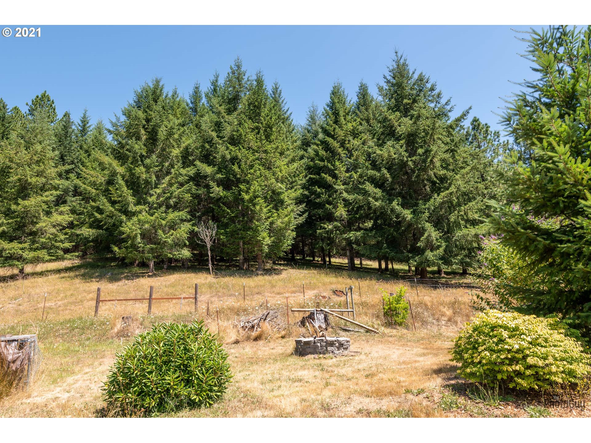 25255 Lawrence Road Junction City, OR 97448 - Photo 30 of 32 Gallery Image 30