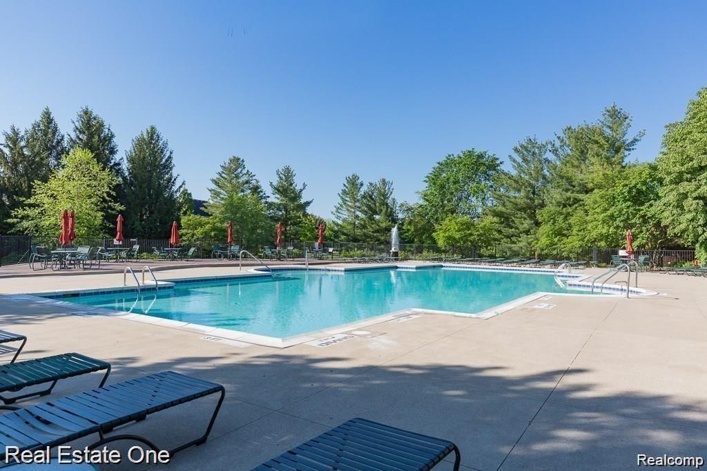 420 Roundview Drive Rochester, MI 48307 - Photo 44 of 49 Stony Creek Ridge Sub Photo.jpg