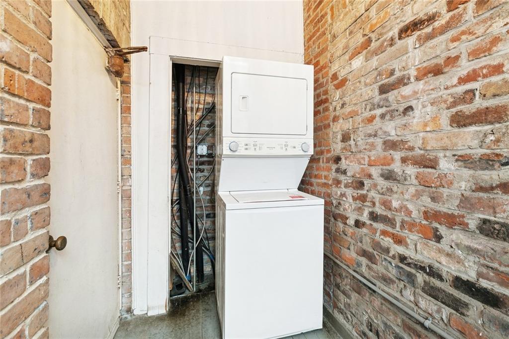 727 Conti Street, Unit B New Orleans, LA 70130 - Photo 14 of 18