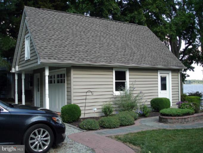 1811 Town Point Road Chesapeake City, MD 21915 - Photo 13 of 29 Garage 1