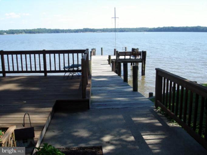 1811 Town Point Road Chesapeake City, MD 21915 - Photo 4 of 29 Access dock from deck