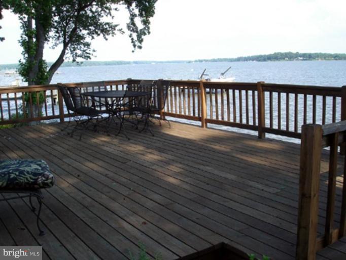 1811 Town Point Road Chesapeake City, MD 21915 - Photo 6 of 29 Deck
