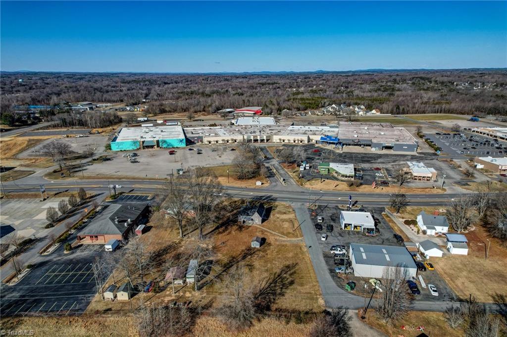 148 East Meadow Road Eden, NC 27288 - Photo 33 of 36