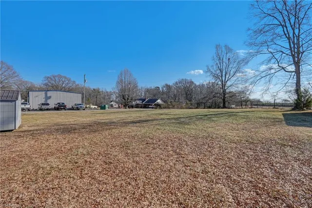 $249,900 | 148 East Meadow Road, Eden, NC 27288