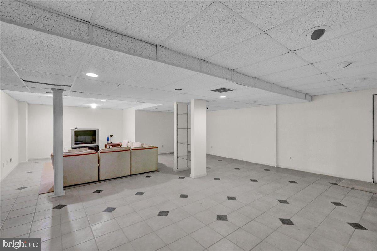586 Berwyn Baptist Road Devon, PA 19333 - Photo 46 of 49 a large white room with furniture