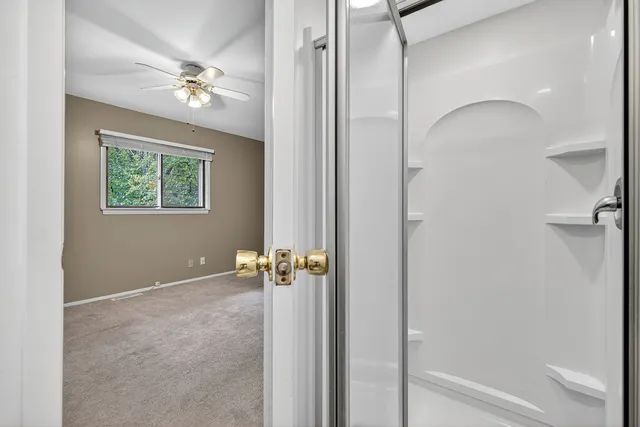 $329,900 | 310 2nd Court, Crystal Lake, IL 60014