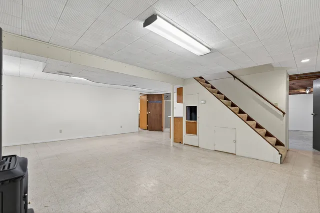 $329,900 | 310 2nd Court, Crystal Lake, IL 60014