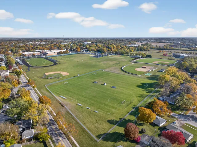 $329,900 | 310 2nd Court, Crystal Lake, IL 60014