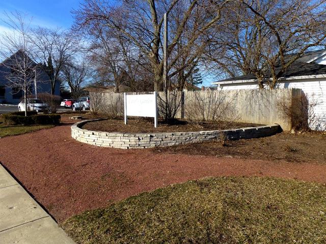 214 North Northwest Hwy