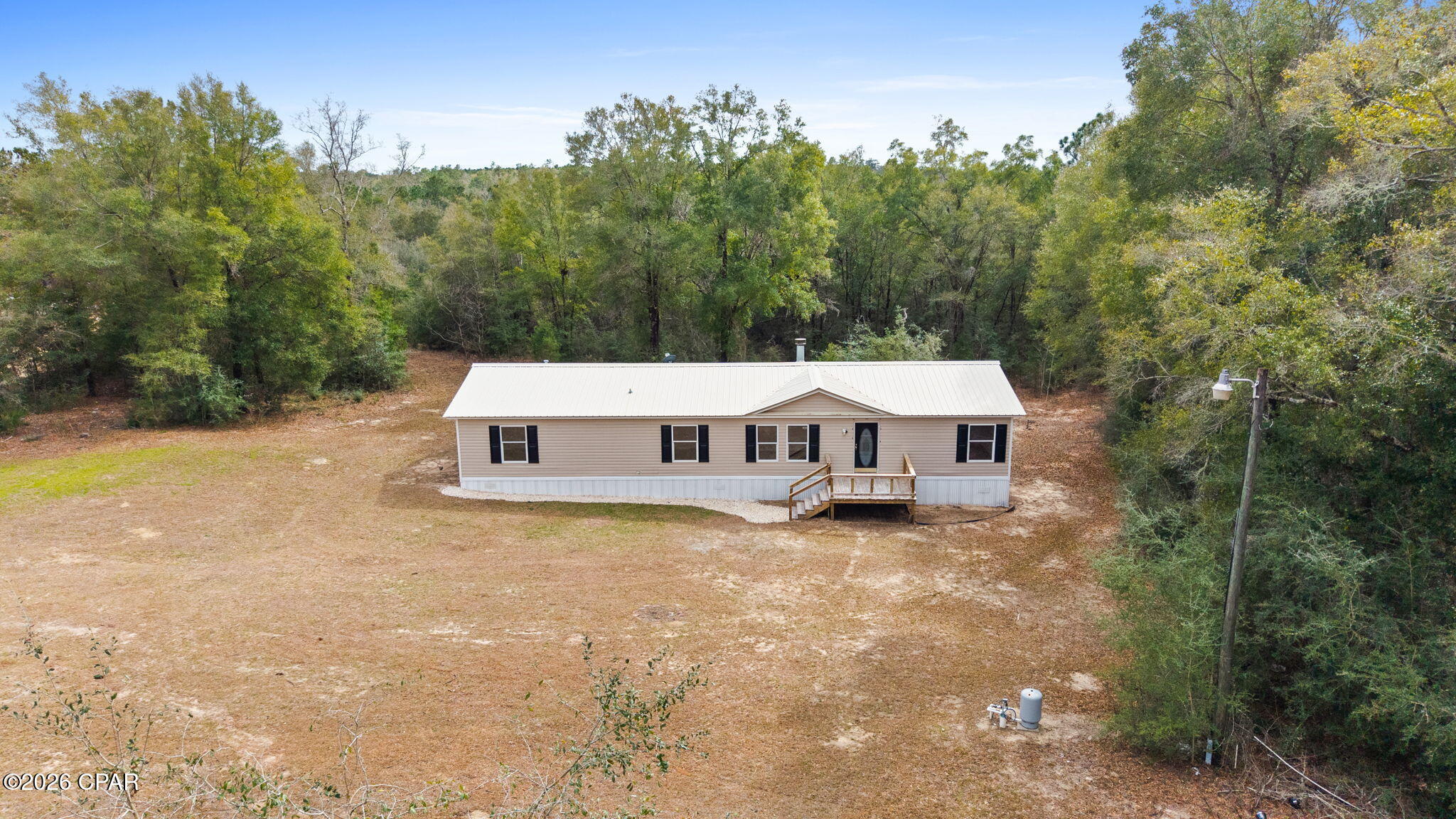 2075 Ferguson Road Chipley, FL 32428 - Photo 2 of 32